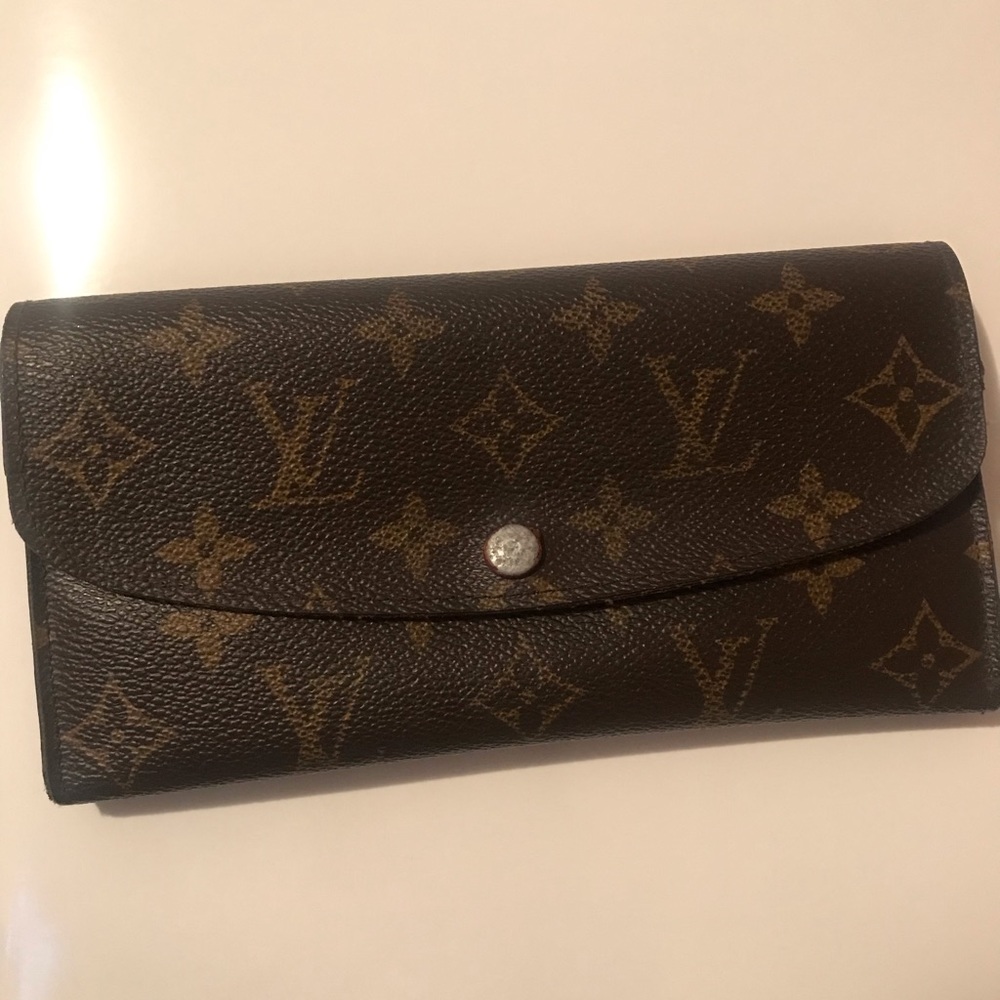 Louis Vuitton Sarah wallet